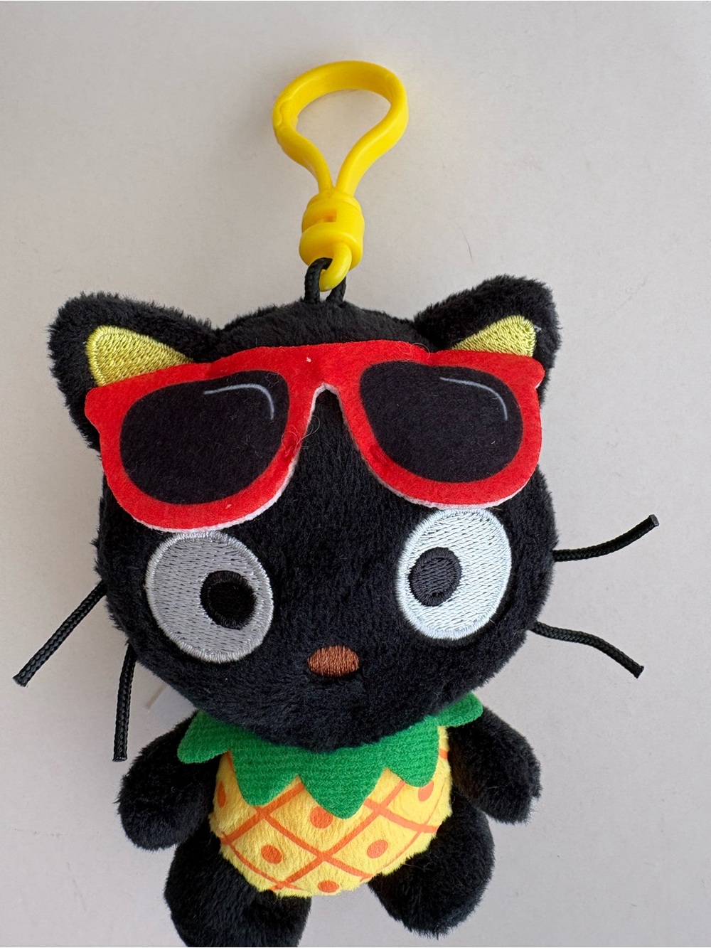Hawaii Exclusive Plush Sanrio Choco Cat Pineapple Keychain Bag Charm - Picture 7 of 9